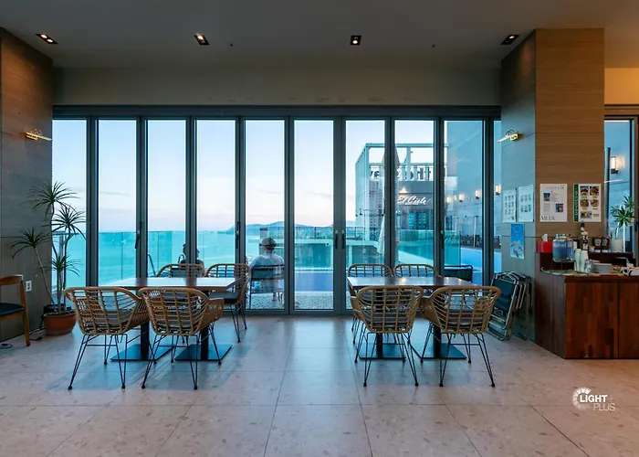 Bora Haeundae Ocean View Near Apartment Busan