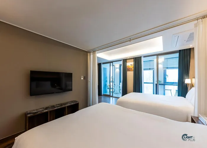 Bora Haeundae Ocean View Near Apartment